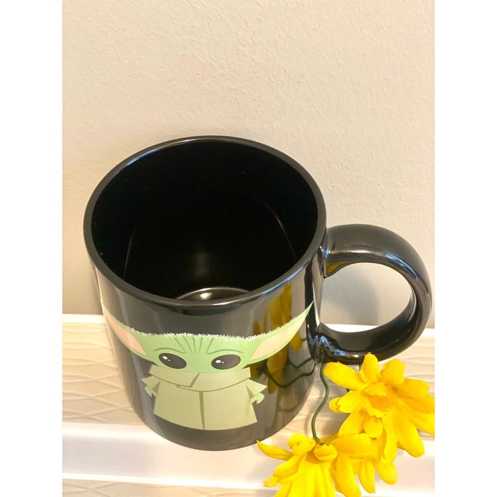 Disney Star Wars Mandalorian Child Grogu Ceramic Coffee Mug 20oz Black Baby Yoda - Picture 2 of 3